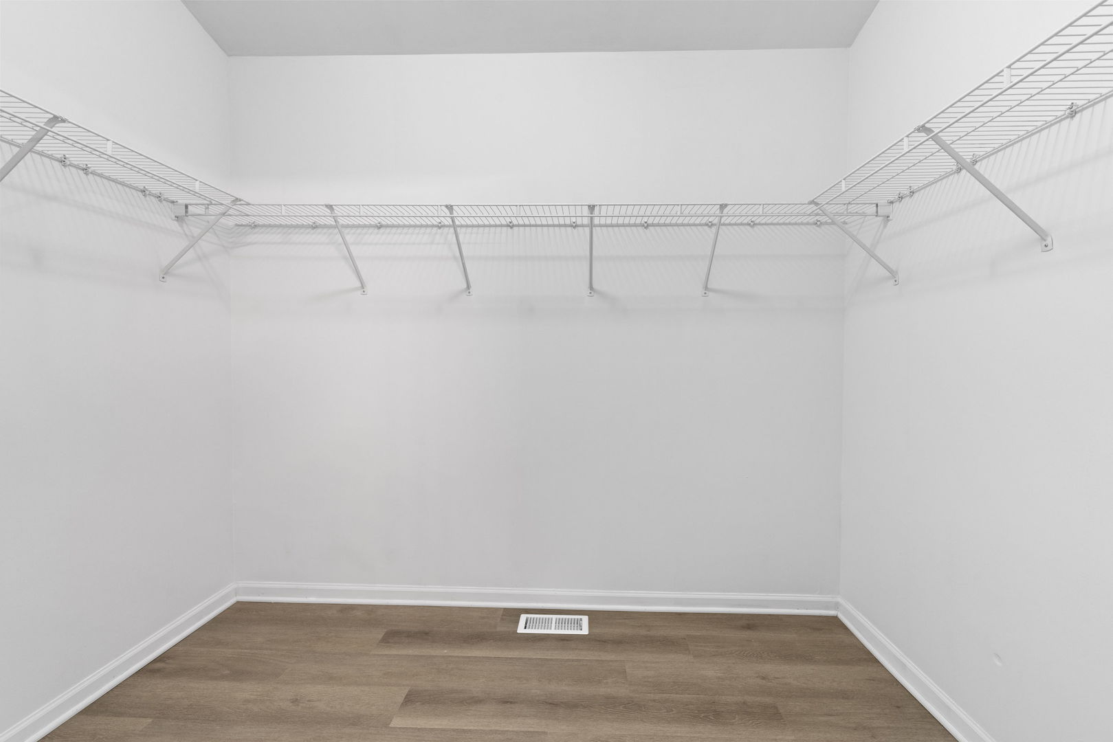 329 S Litchfield Drive