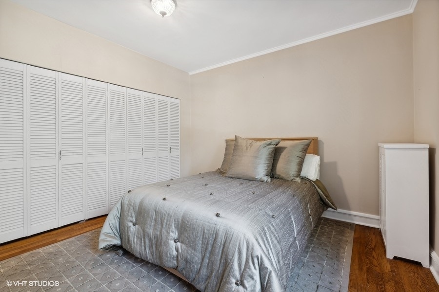 724 Noyes Street Unit: E3