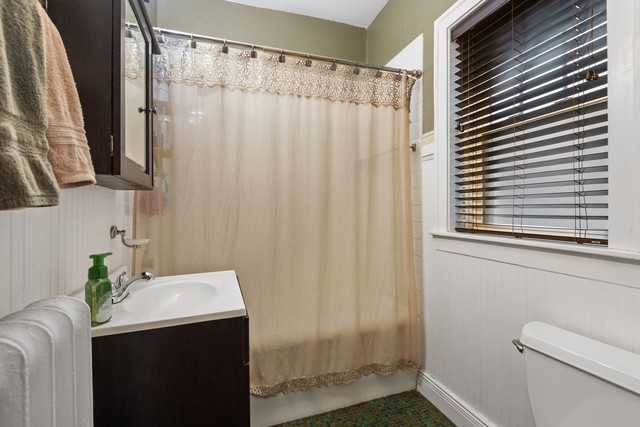 1242 Elmwood Avenue Unit: 2