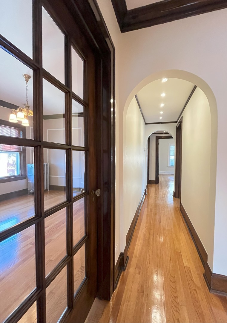 1109 Wesley Avenue Unit: 2