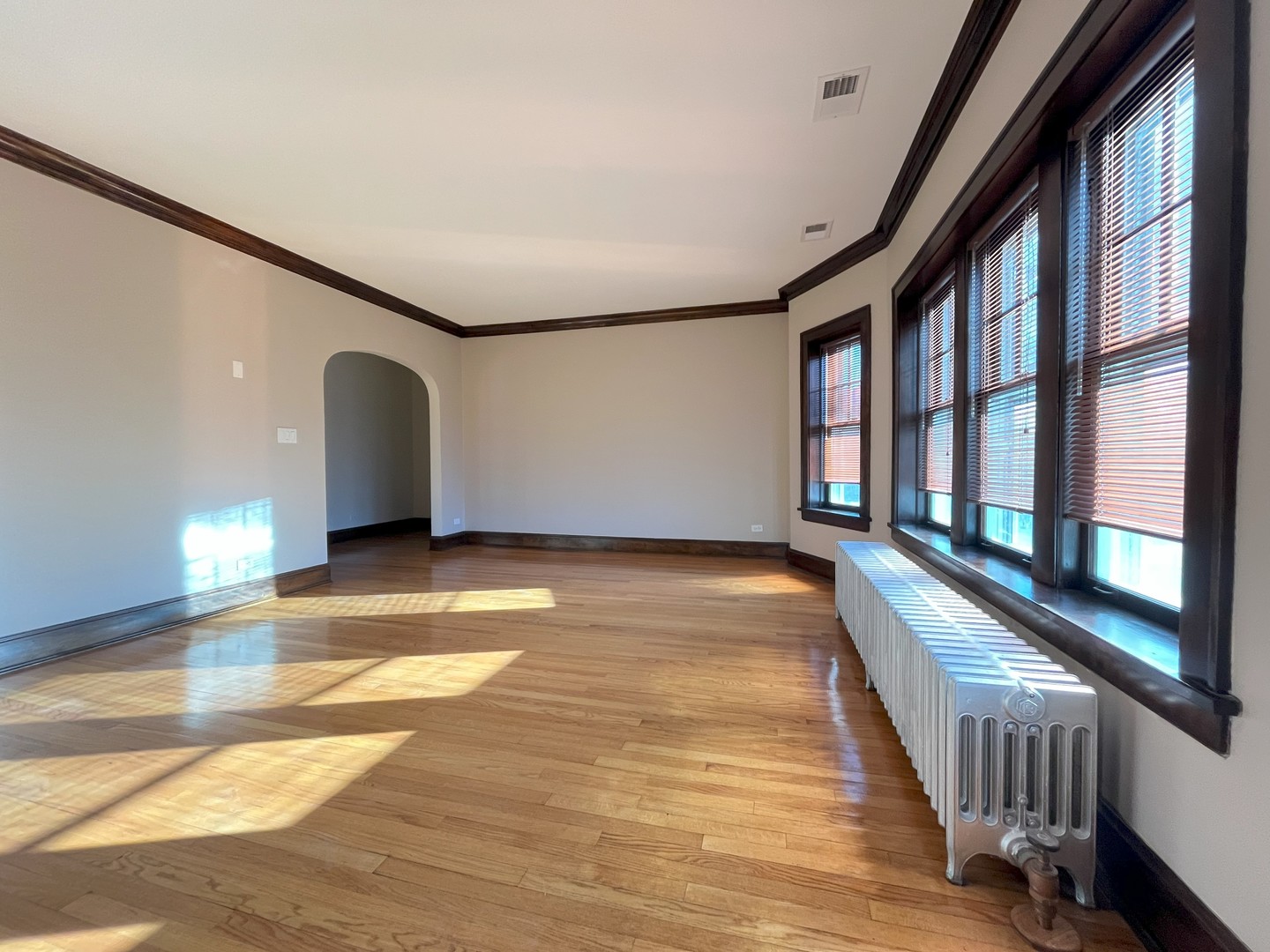 1109 Wesley Avenue Unit: 2