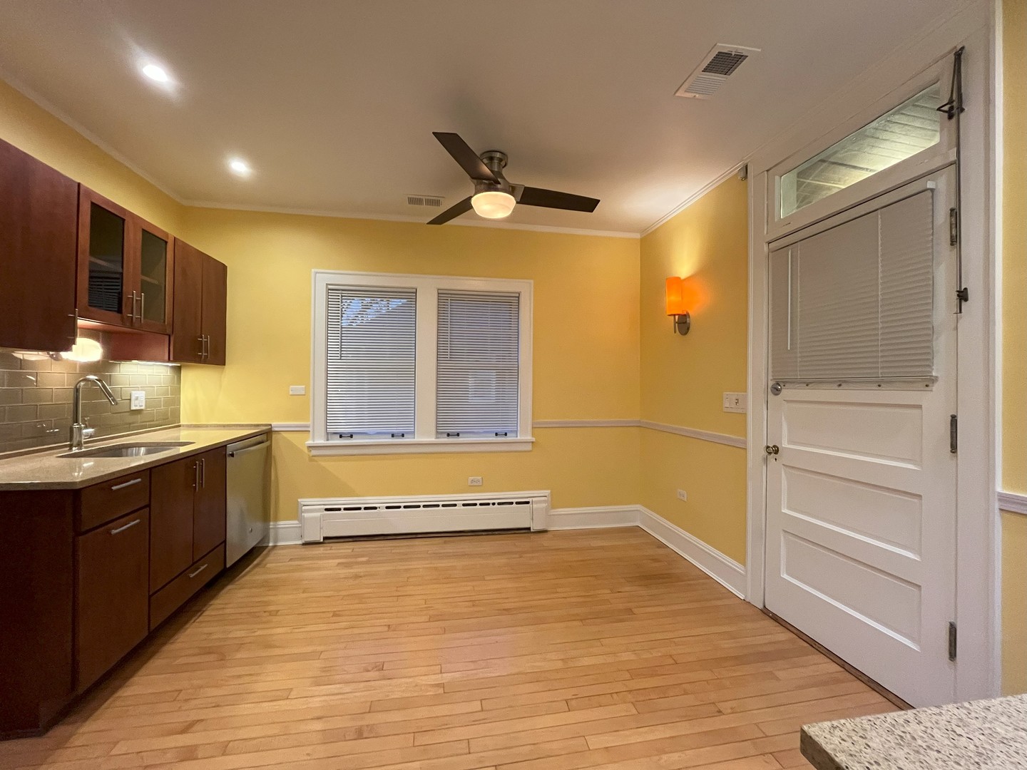 1109 Wesley Avenue Unit: 2