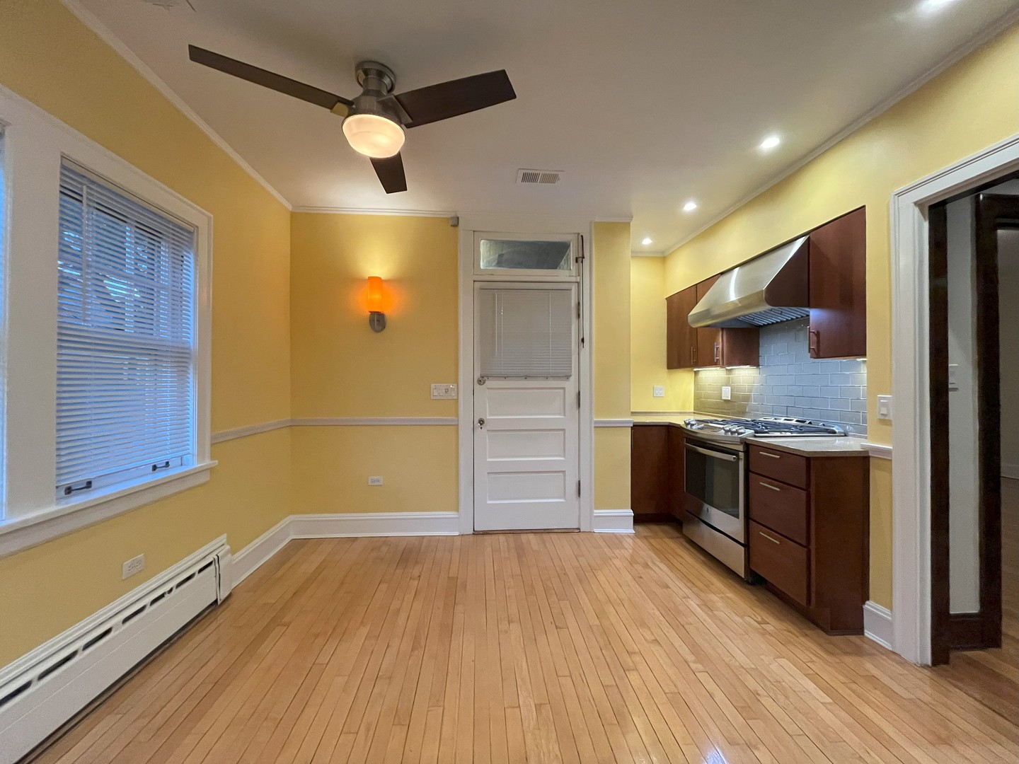 1109 Wesley Avenue Unit: 2