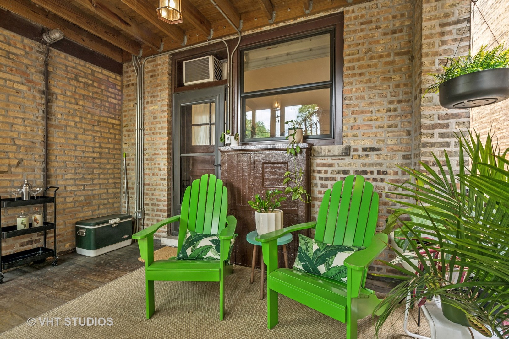 542 Michigan Avenue Unit: 1