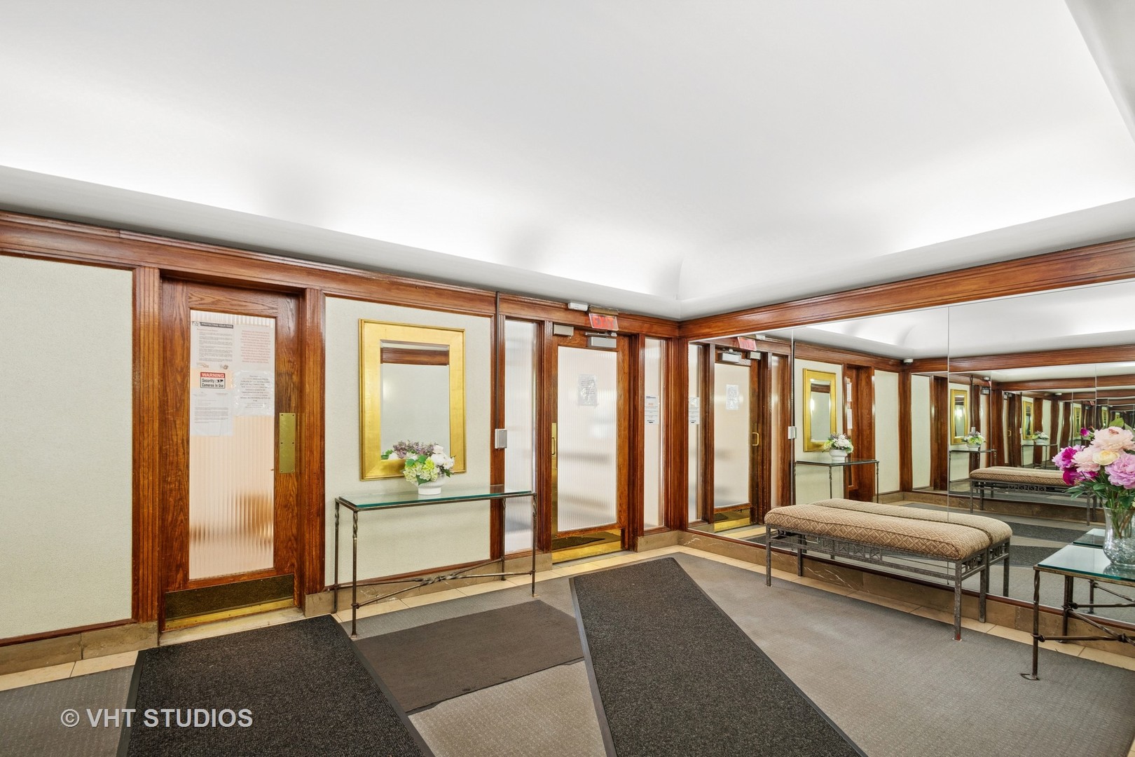 4880 N Marine Drive Unit: 810