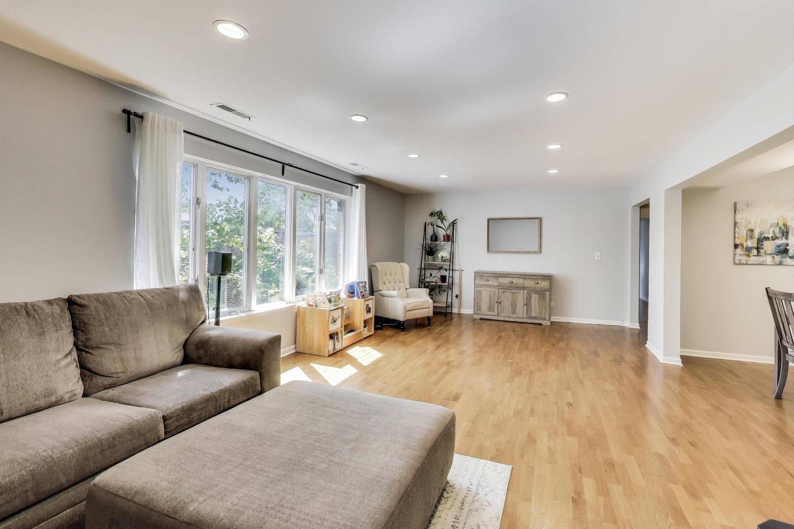 1500 Oak Avenue Unit: 4B