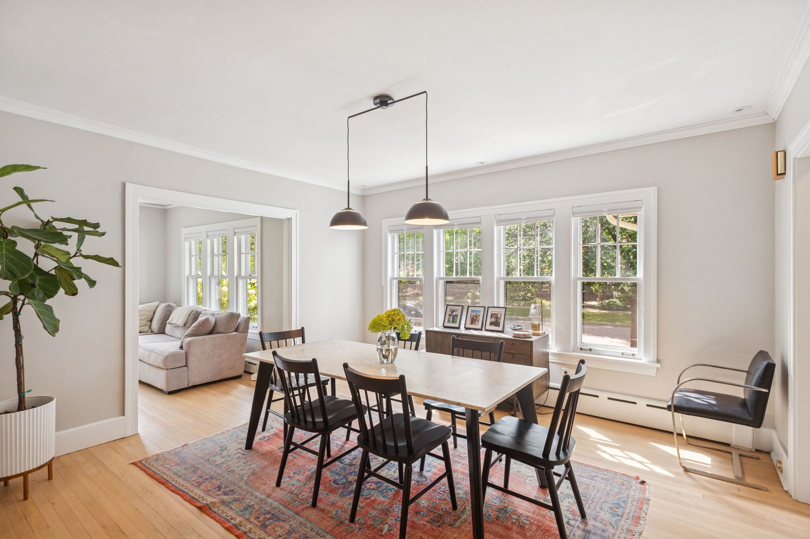 2626 Hartzell Street