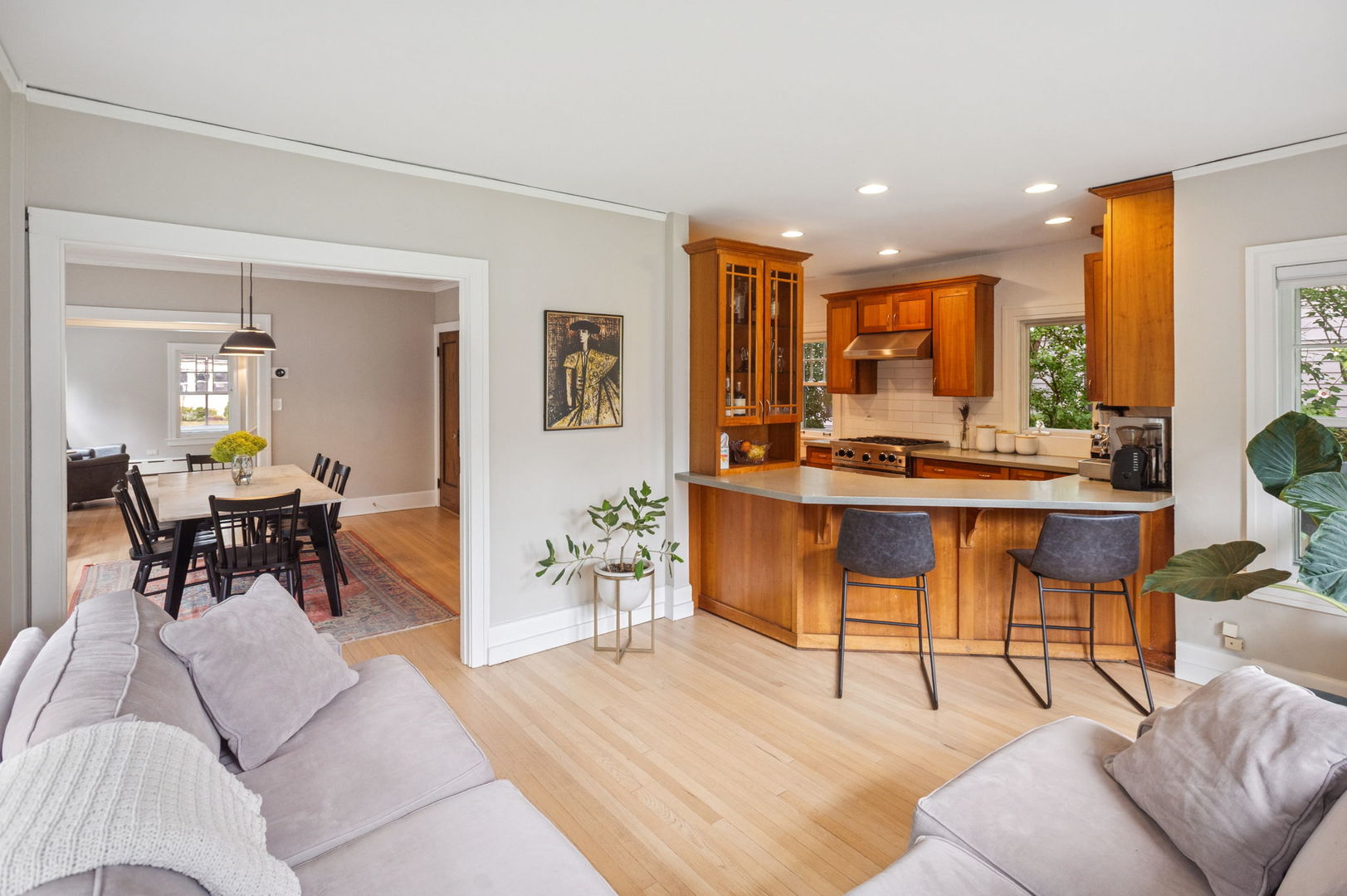 2626 Hartzell Street