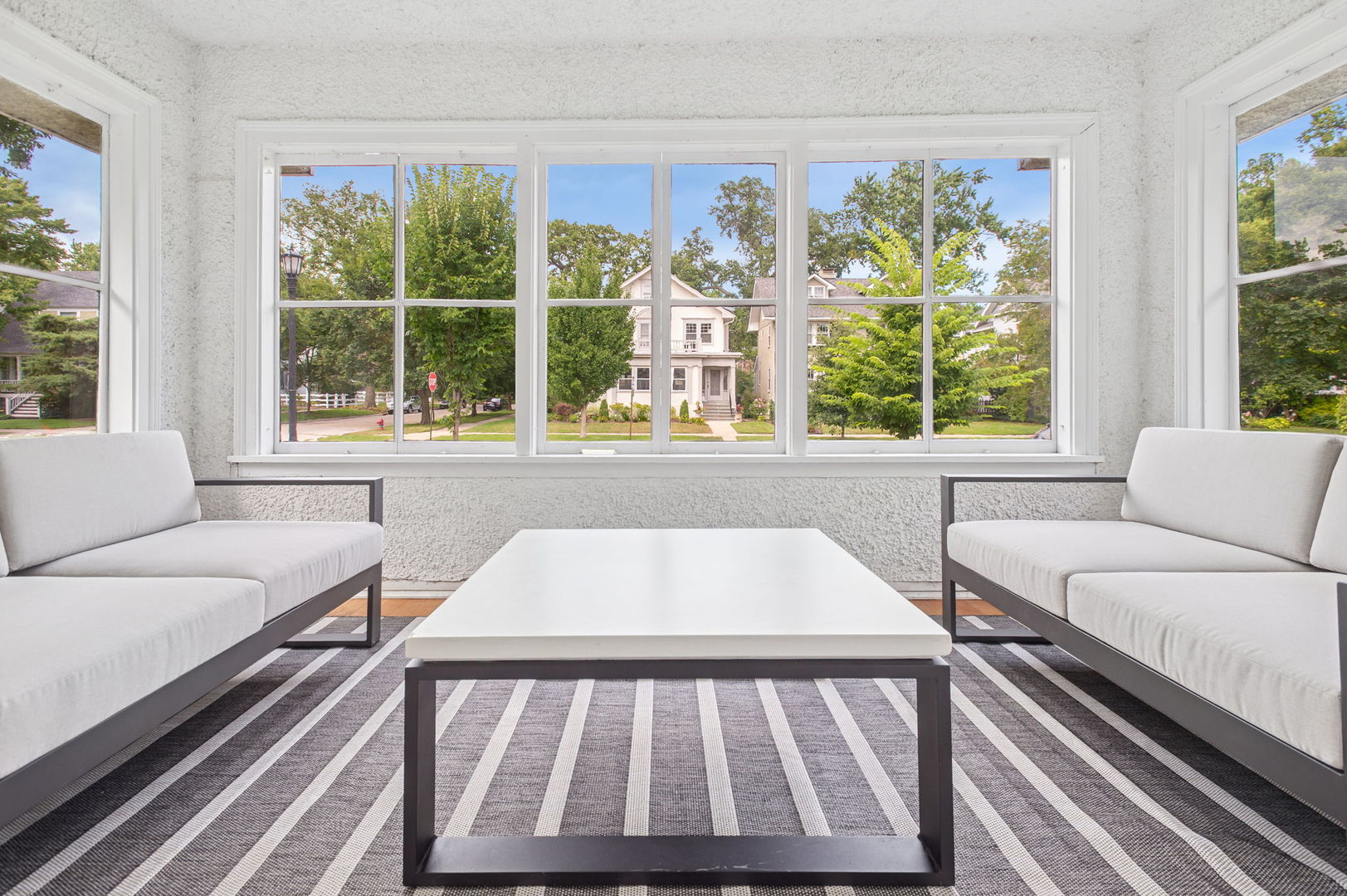 2626 Hartzell Street