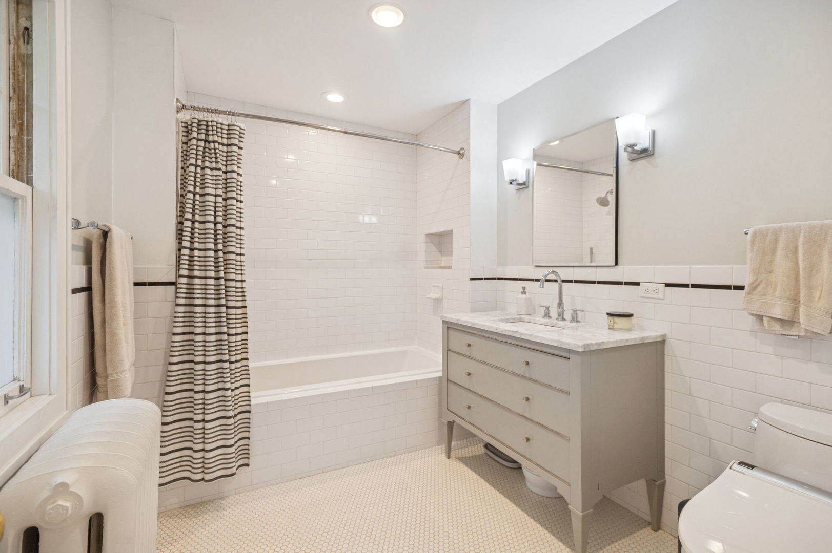 2626 Hartzell Street