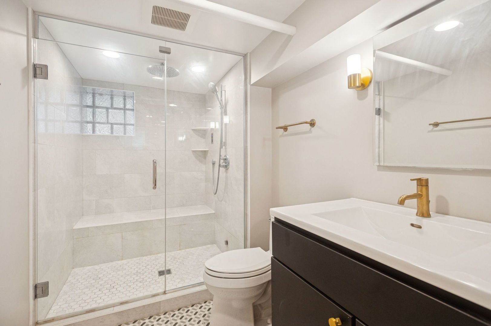 2626 Hartzell Street