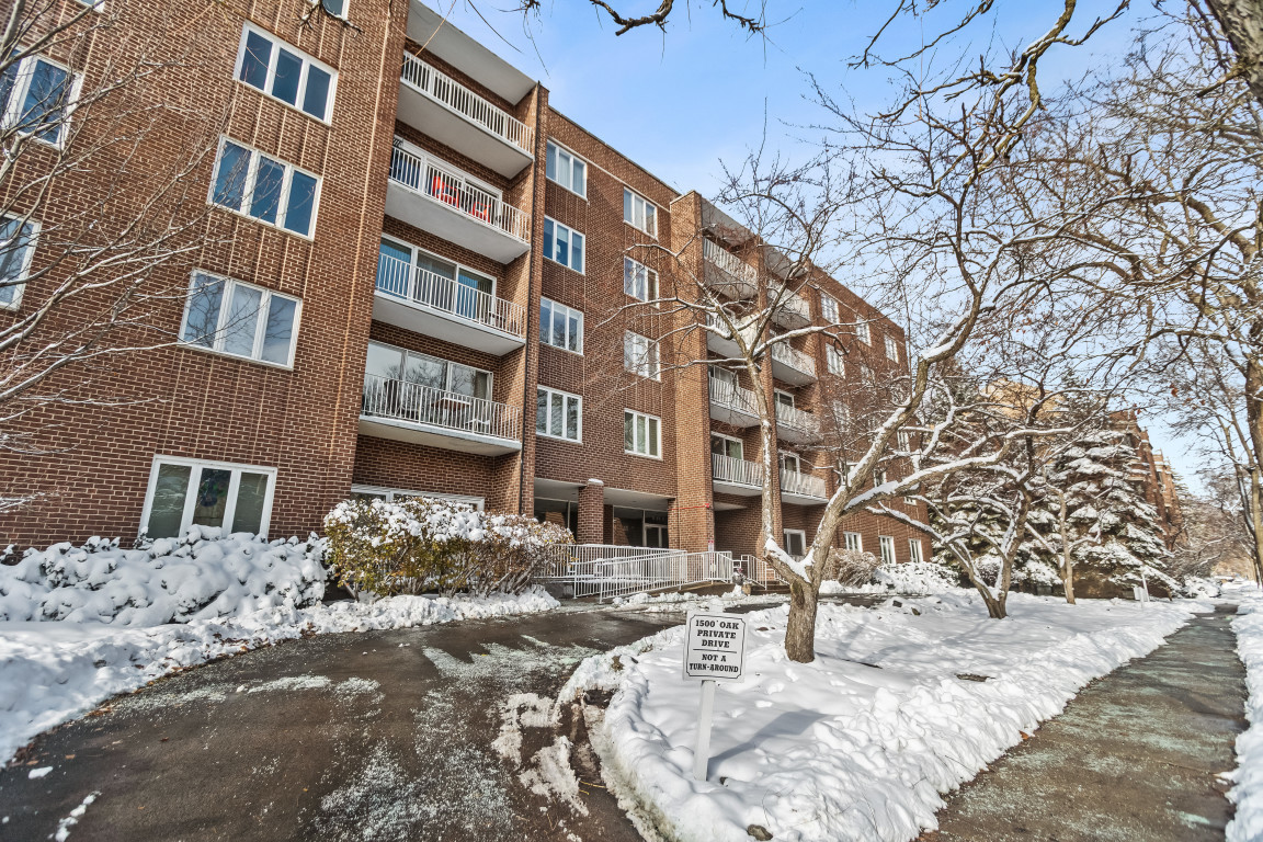 1500 Oak Avenue Unit: 3G