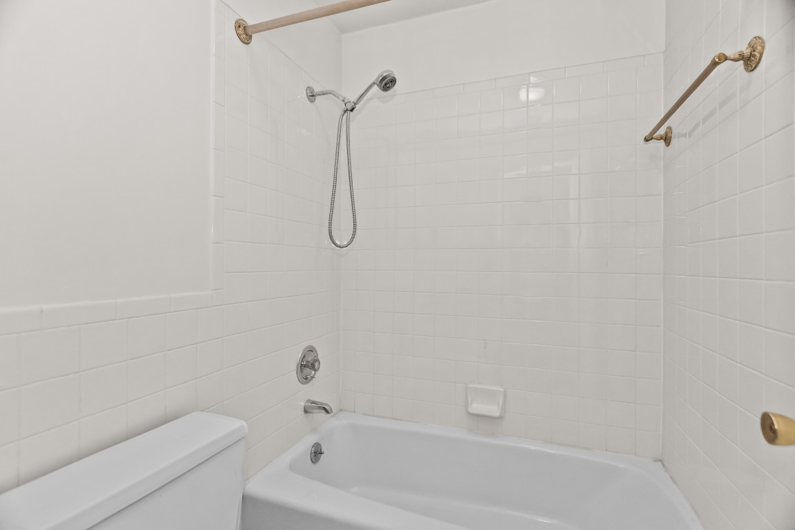 1500 Oak Avenue Unit: 3G