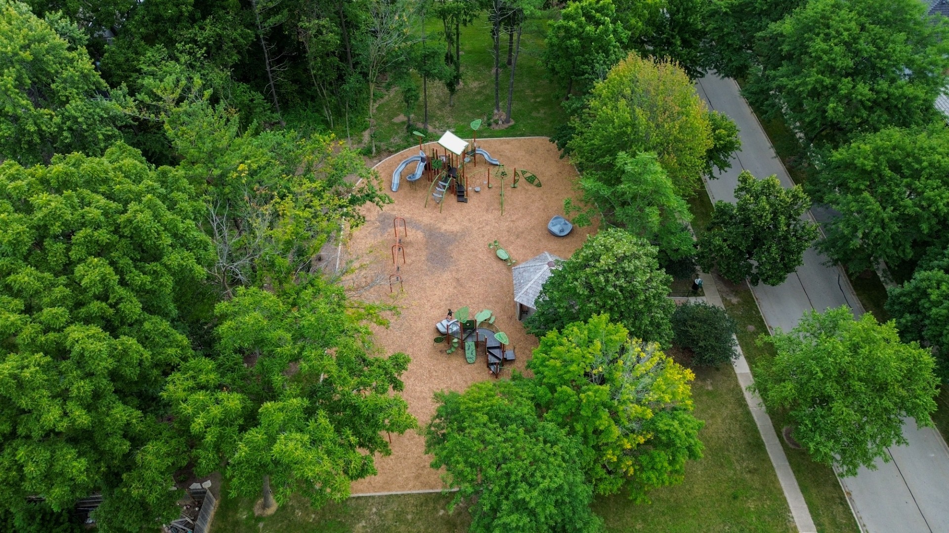 662 Waterbury Avenue