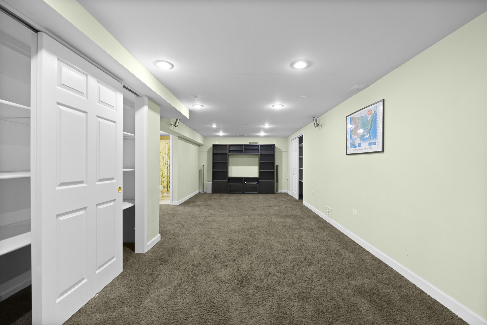 662 Waterbury Avenue