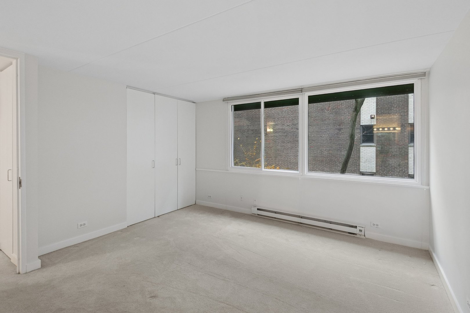 840 Michigan Avenue Unit: 10