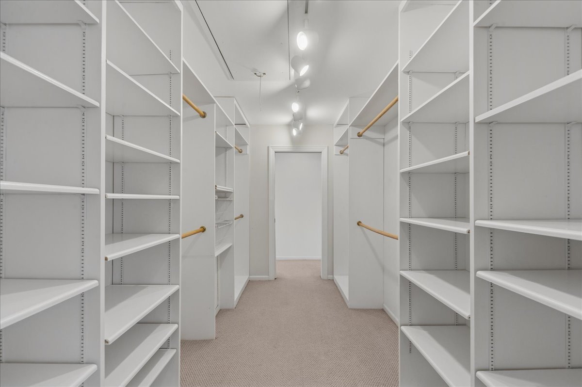 100 Williamsburg Road