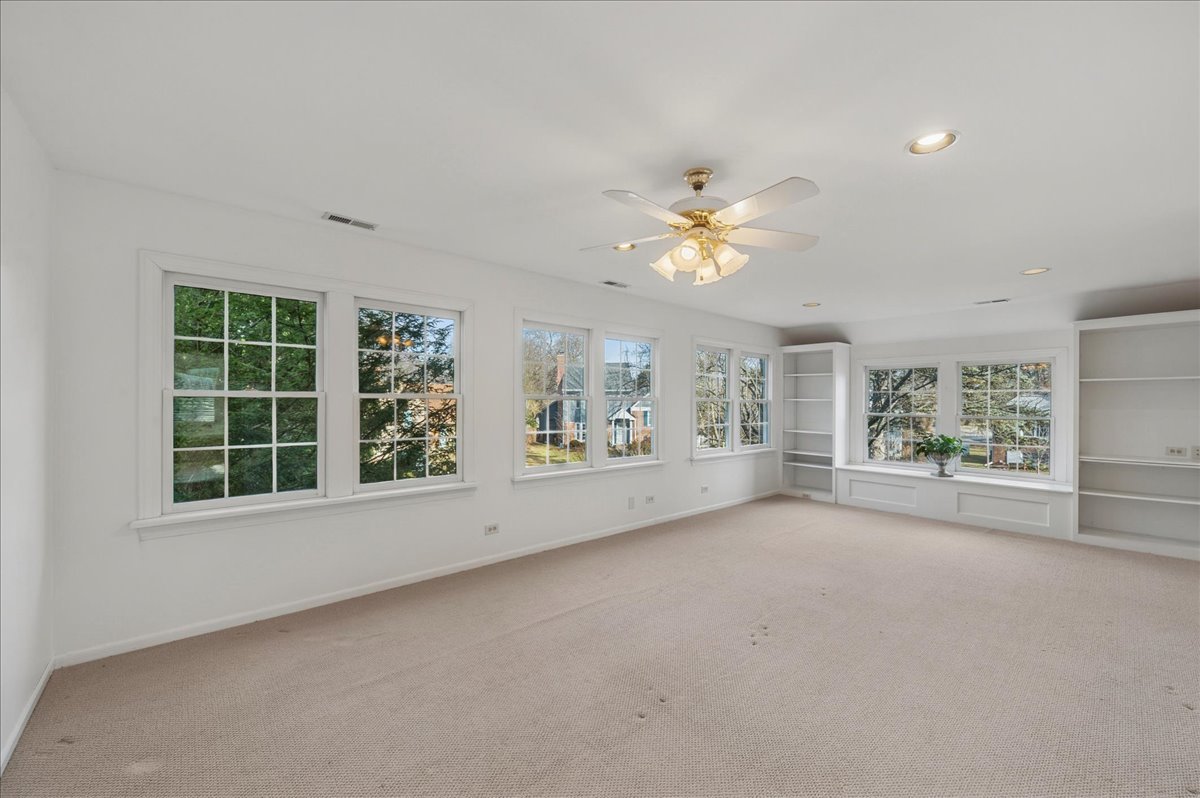 100 Williamsburg Road