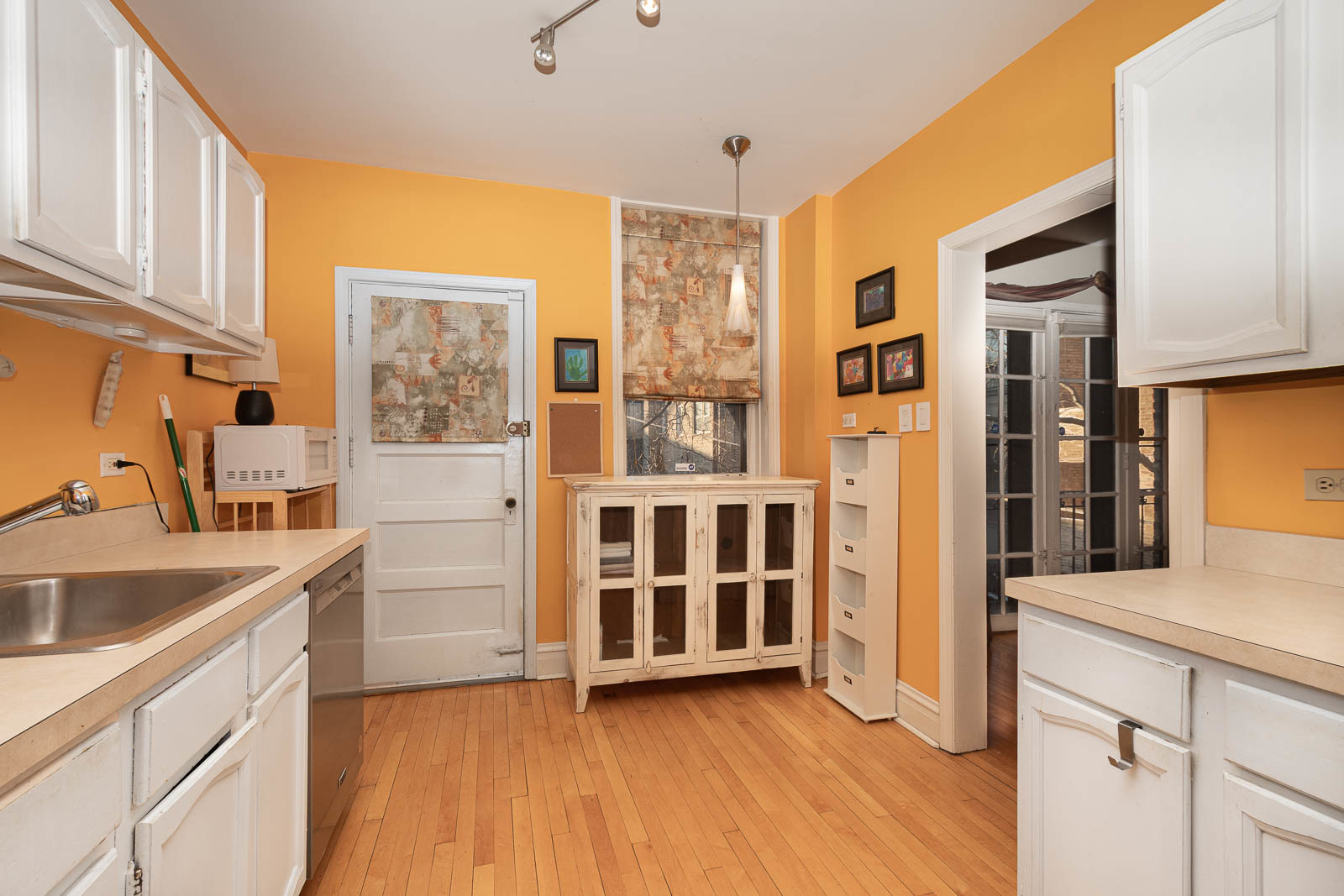 1508 Oak Avenue Unit: 2N