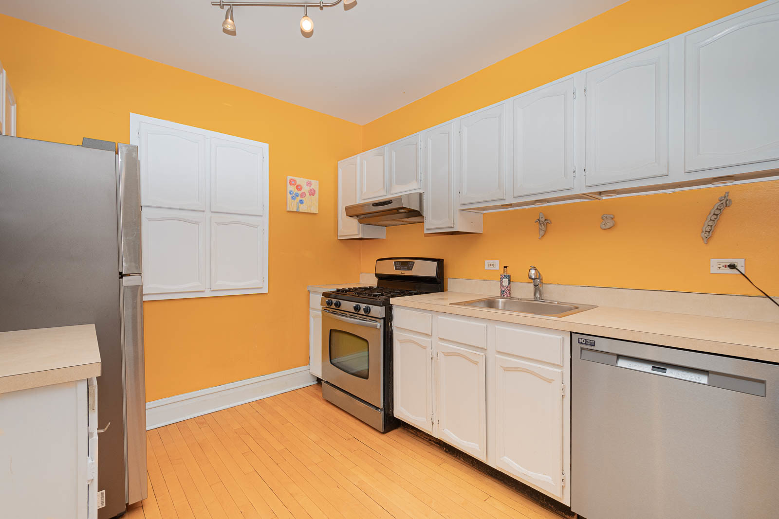 1508 Oak Avenue Unit: 2N