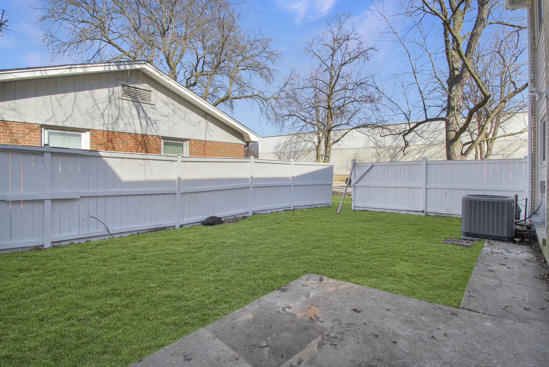 920 Dodge Avenue