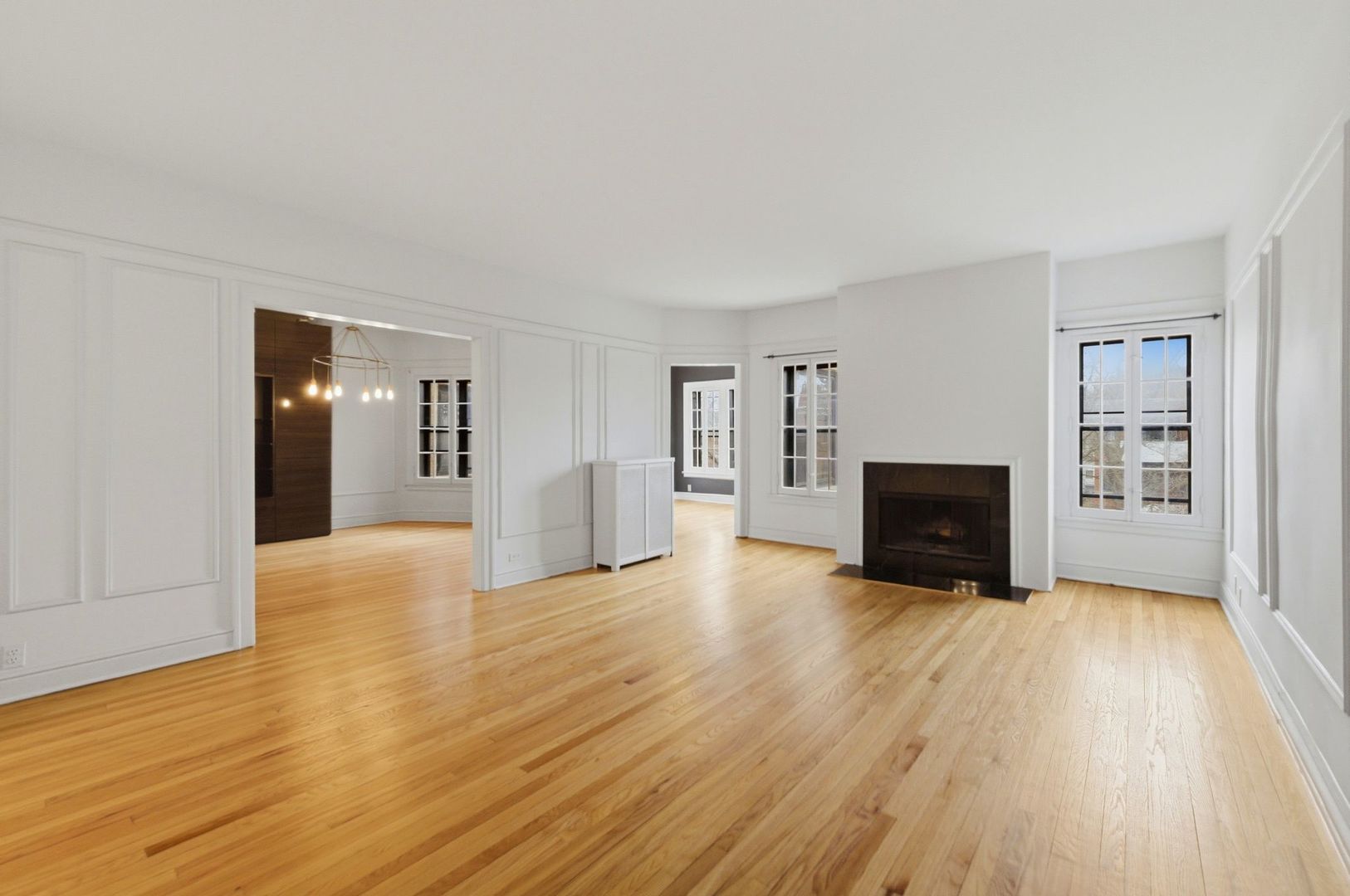 540 Sheridan Road Unit: 3