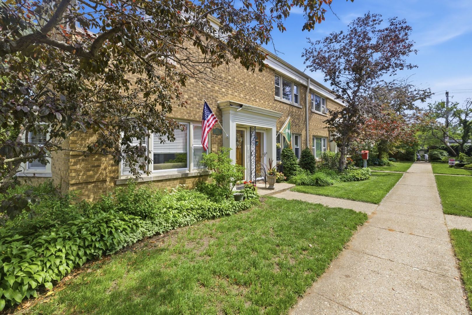 208 South Boulevard