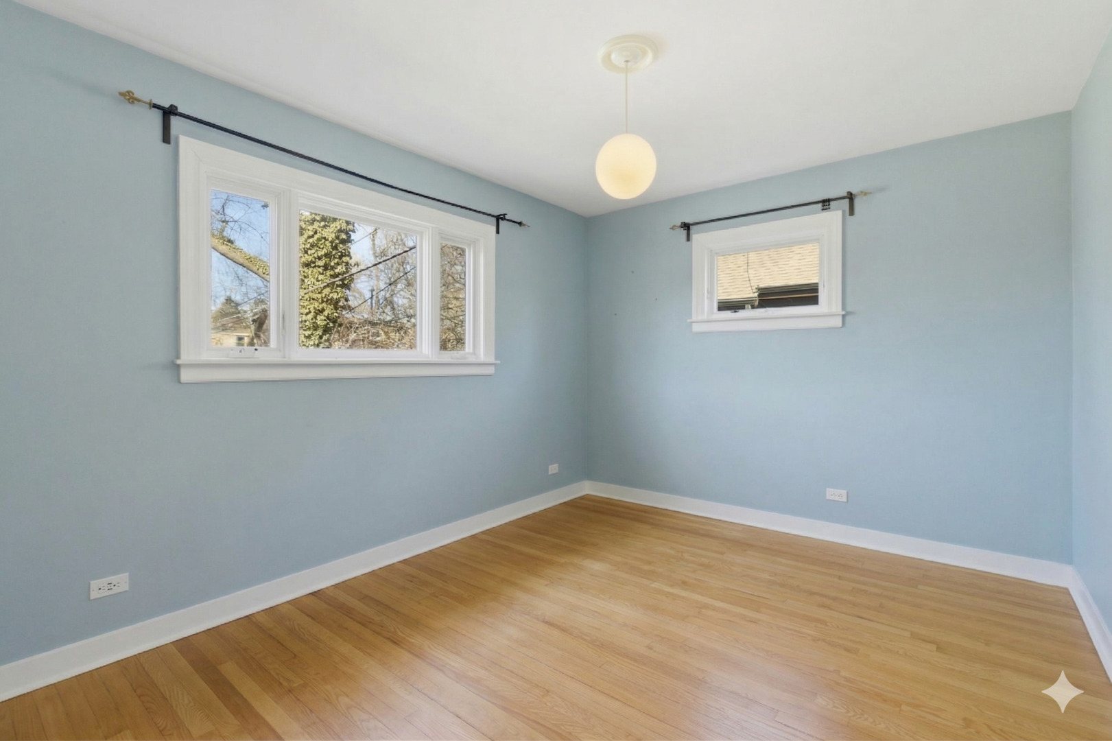 556 BARTON Avenue Unit: 1