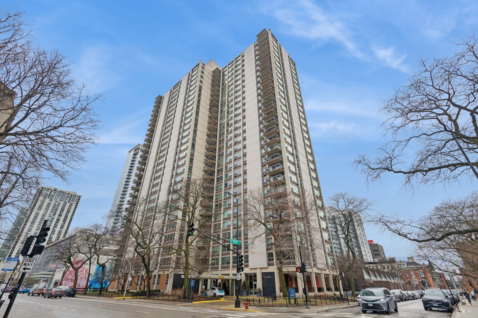 1255 N Sandburg Terrace Unit: 2402