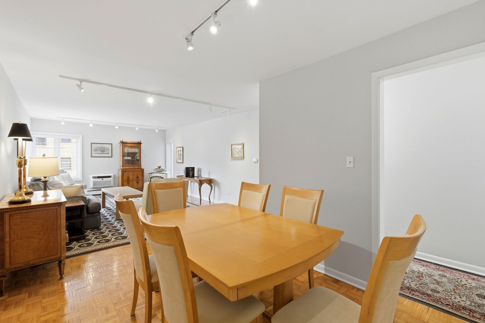 1333 Maple Avenue Unit: 2E