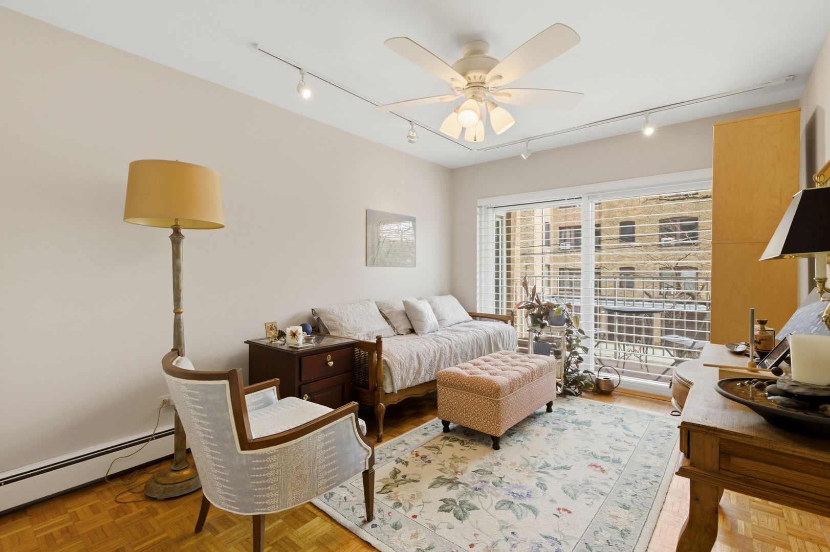 1333 Maple Avenue Unit: 2E