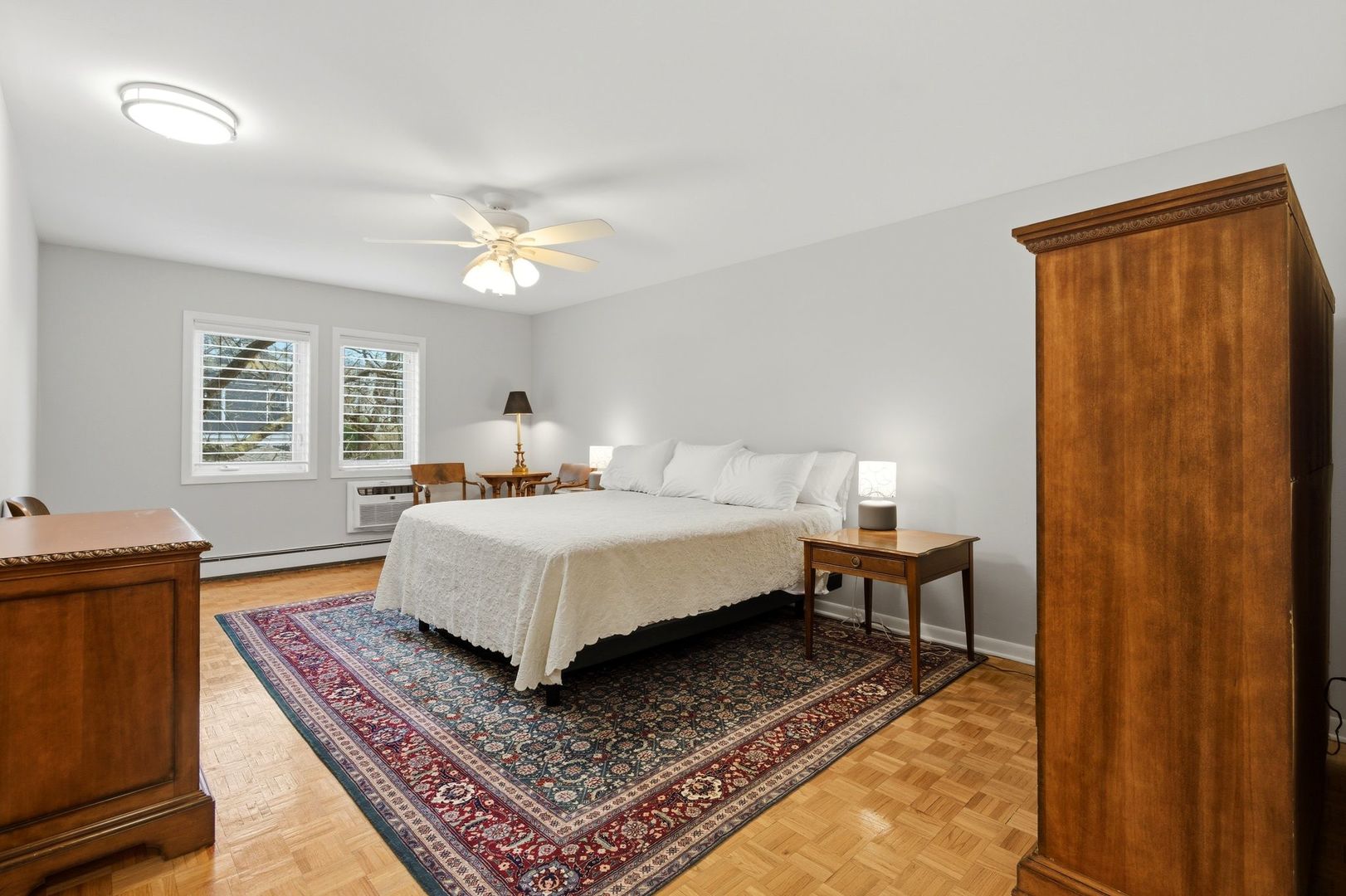 1333 Maple Avenue Unit: 2E