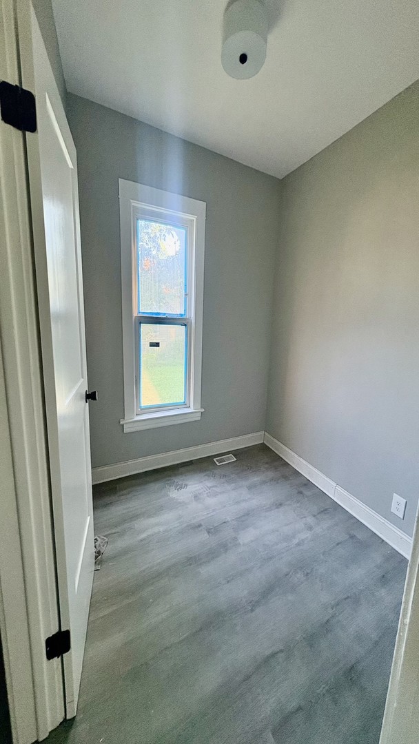 11733 S Stewart Avenue Unit: 1