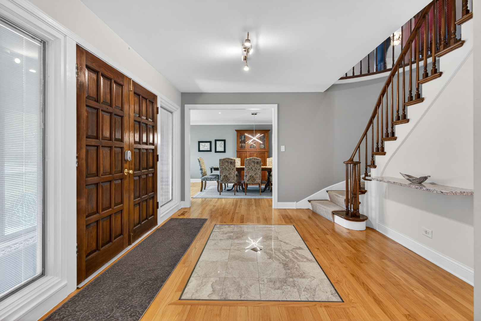 4019 Crestwood Drive
