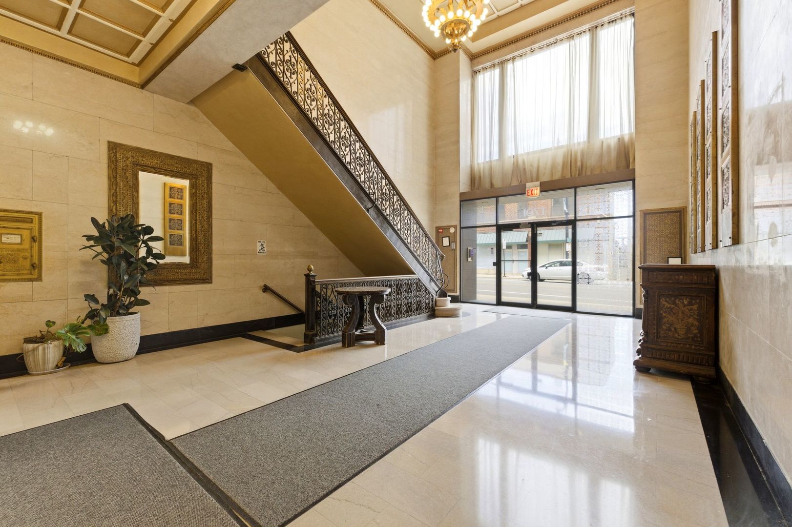 1791 W Howard Street Unit: 302