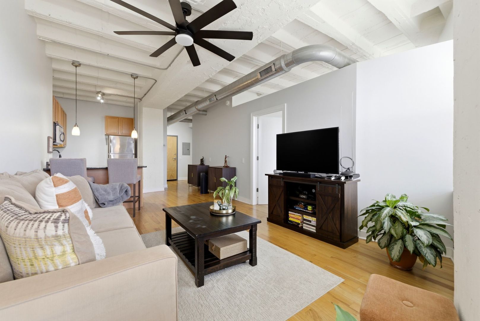 1791 W Howard Street Unit: 302
