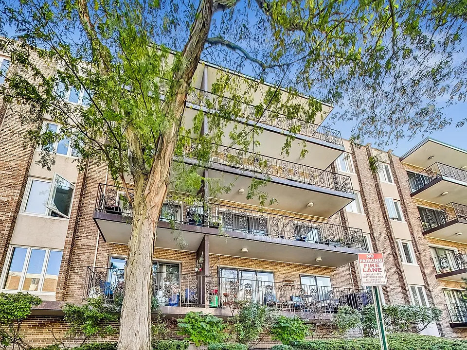 5501 Lincoln Avenue Unit: 510