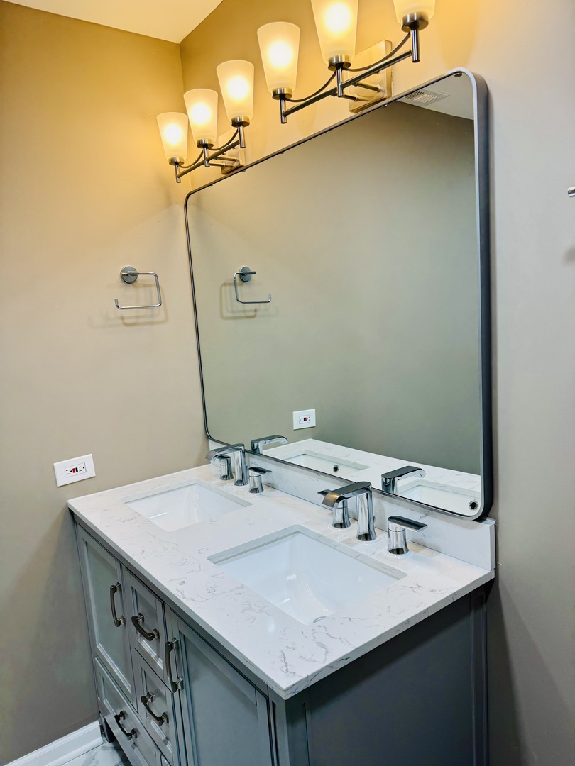 5501 Lincoln Avenue Unit: 510