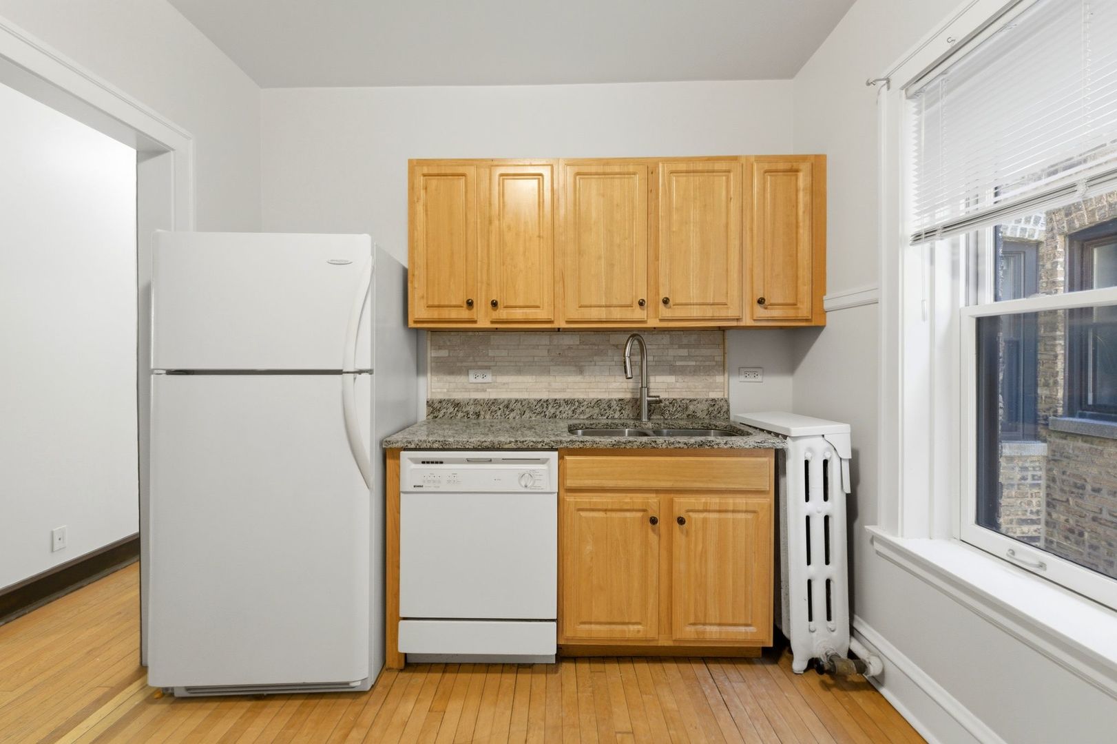528 SHERIDAN Road Unit: 2A