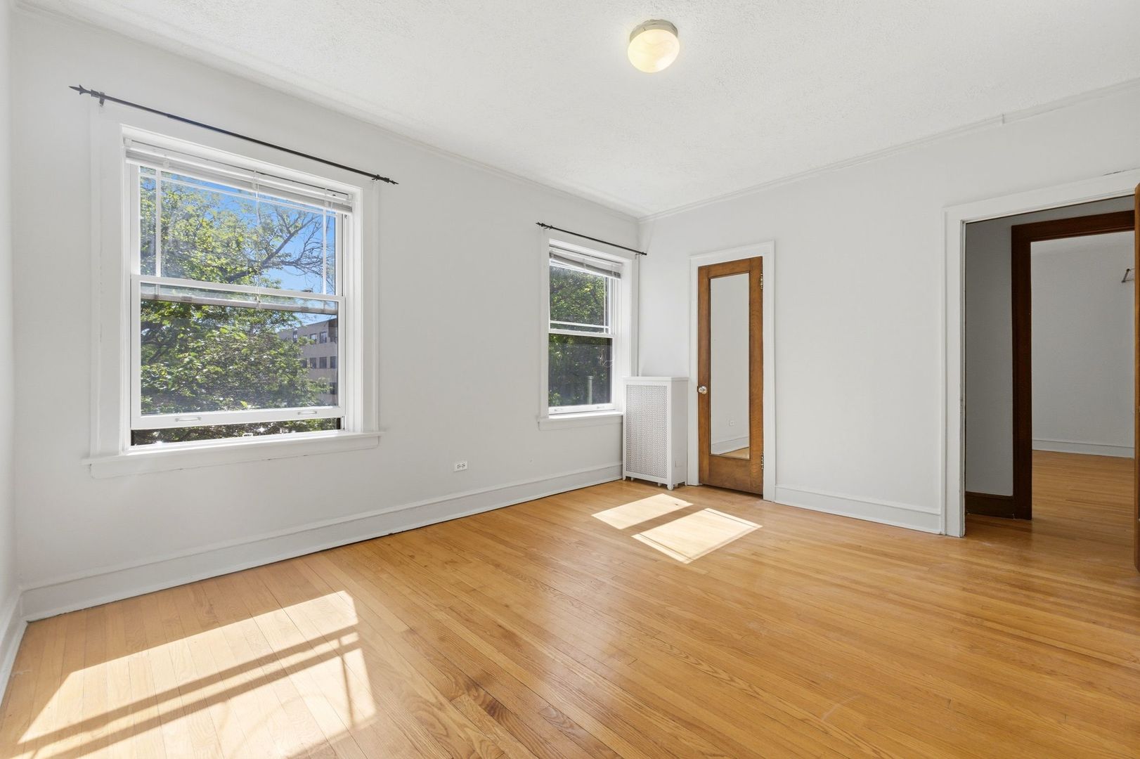 528 SHERIDAN Road Unit: 2A