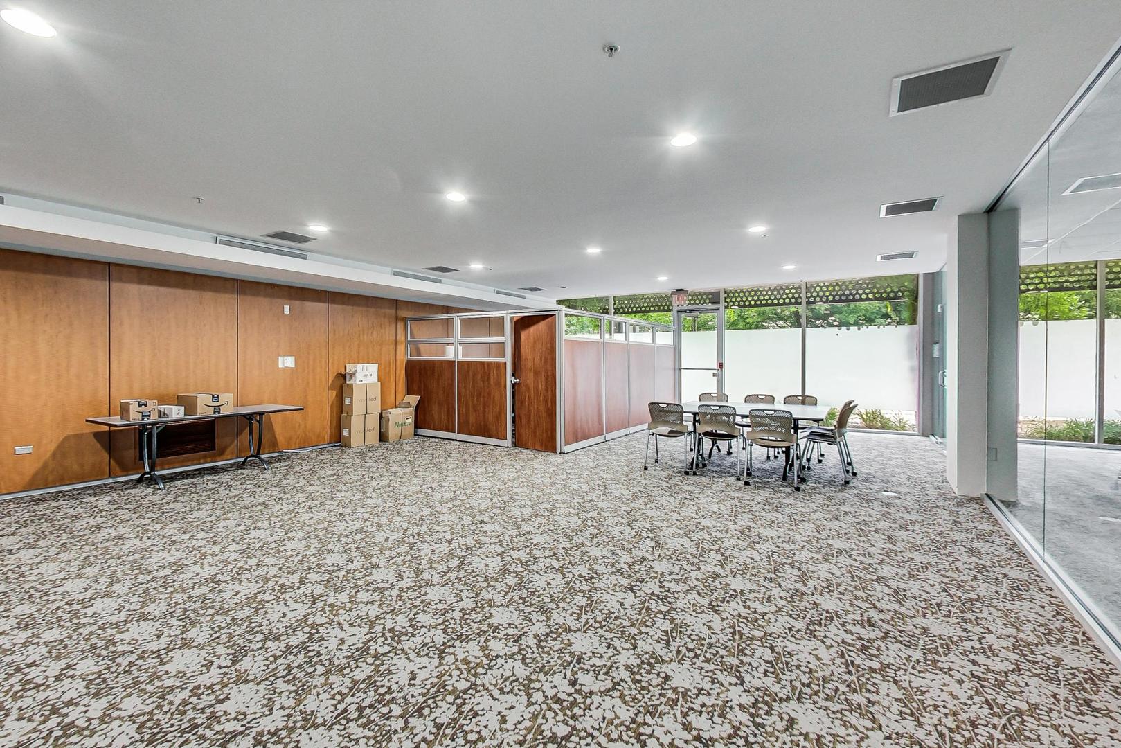 800 Elgin Road Unit: 913