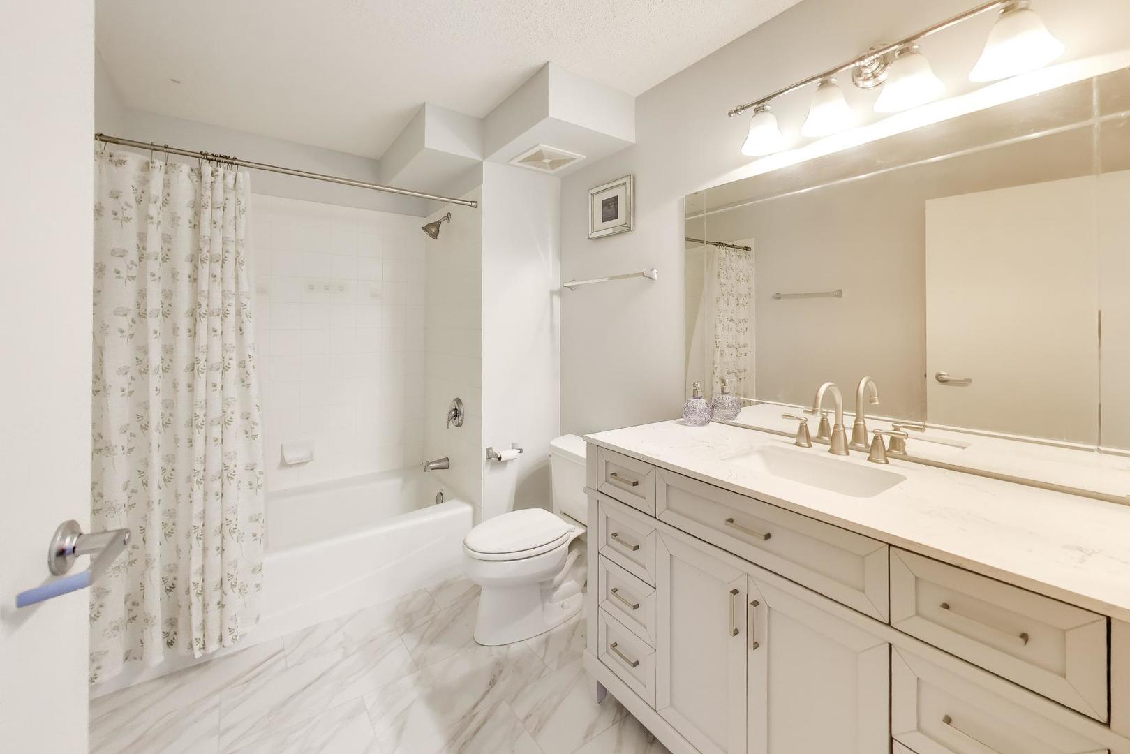 800 Elgin Road Unit: 913