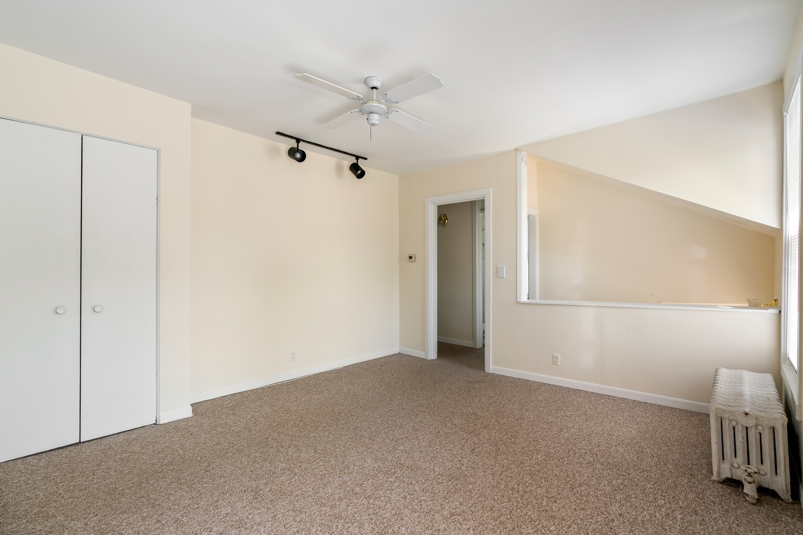 1235.5 Ridge Avenue