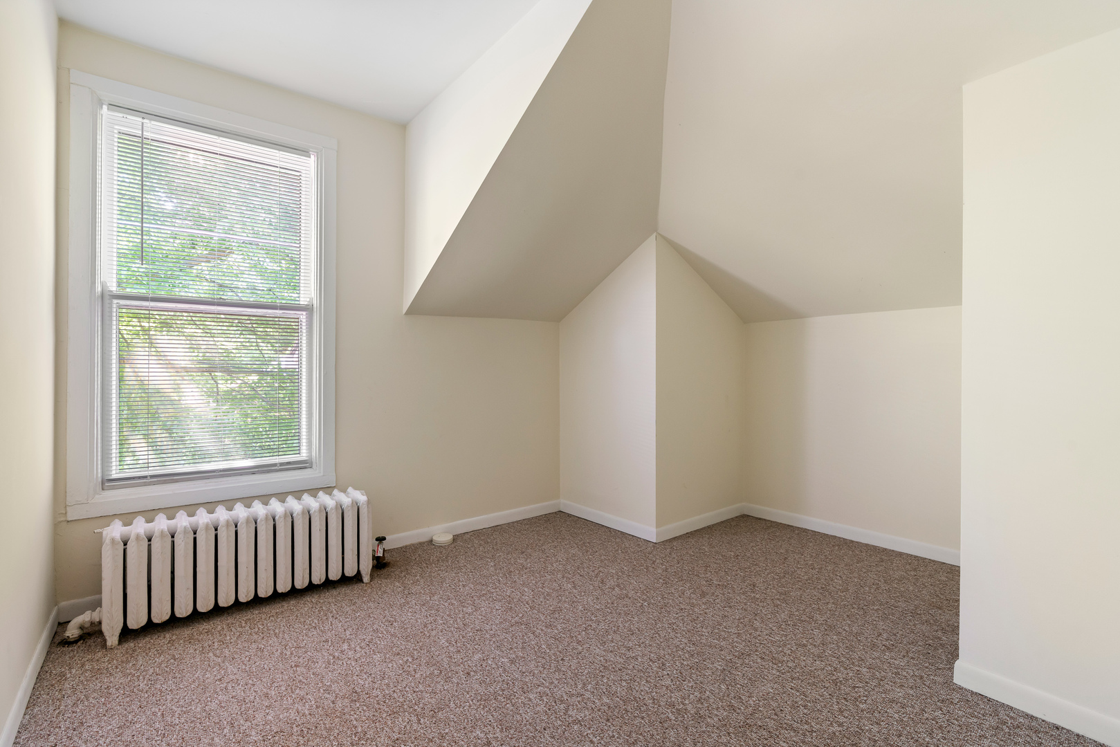 1235.5 Ridge Avenue