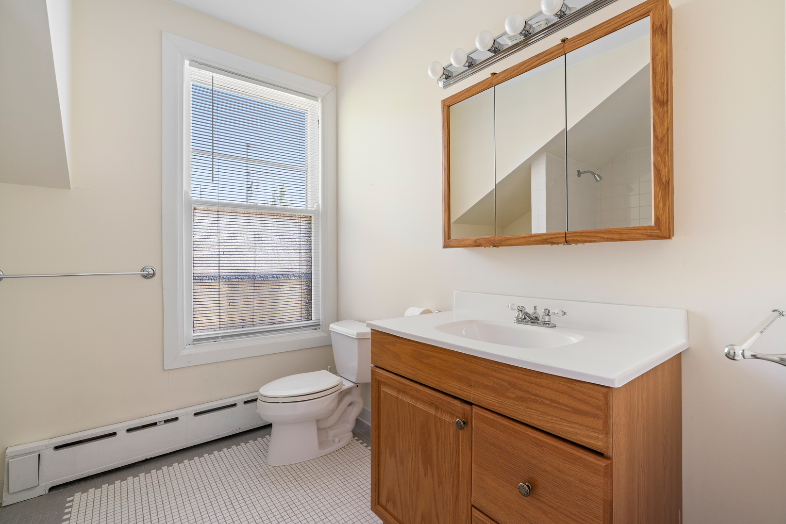 1235.5 Ridge Avenue
