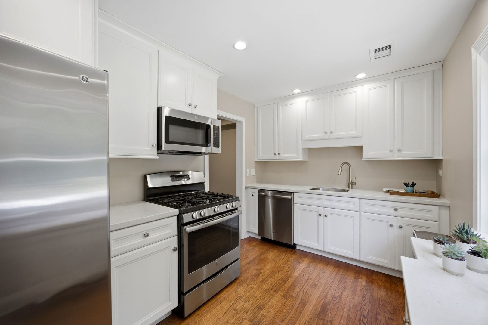 606 5th Street Unit: 606