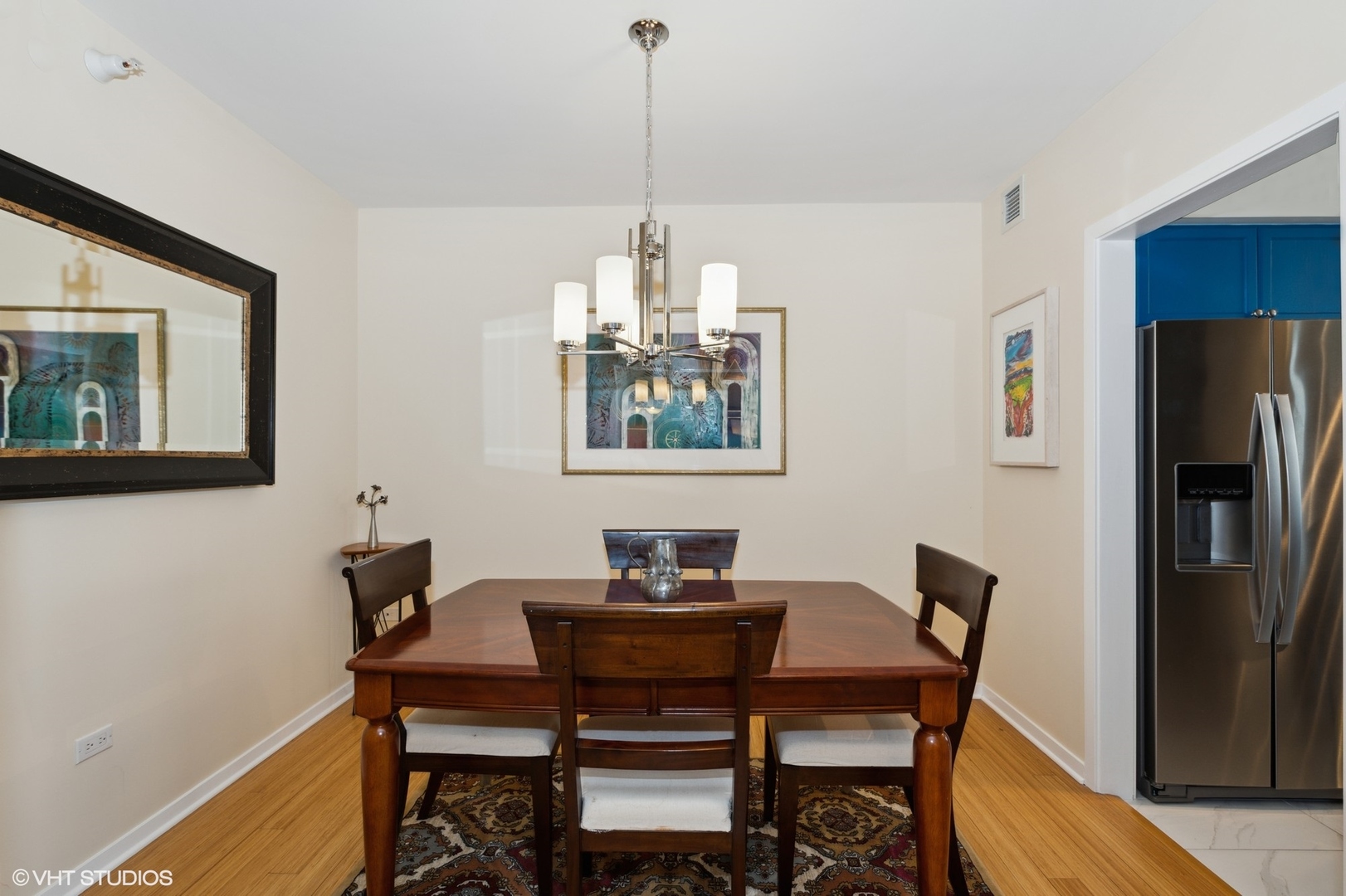 807 Davis Street Unit: 1806