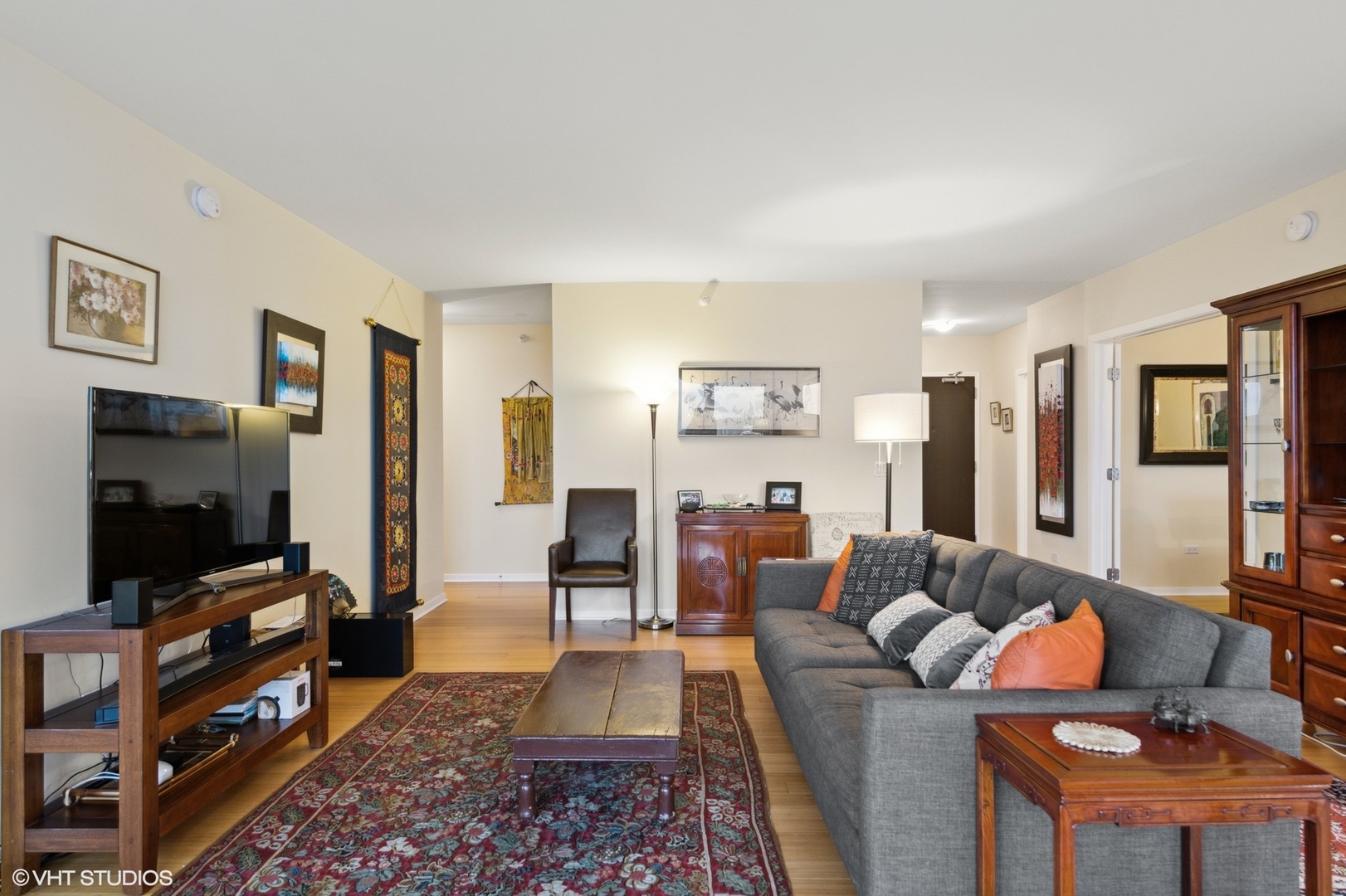 807 Davis Street Unit: 1806