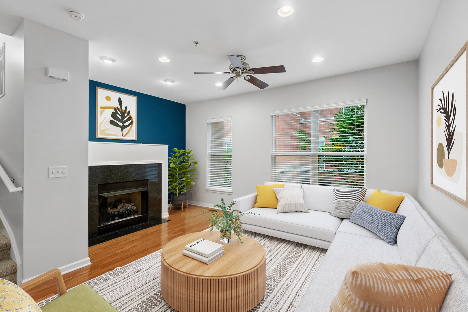 521 Chicago Avenue Unit: H