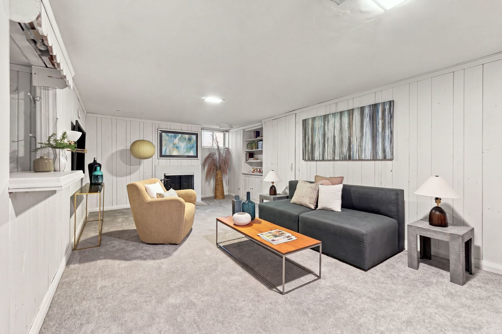 2111 Lincolnwood Drive